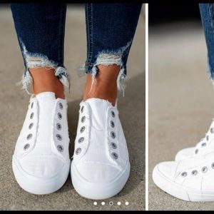 White slip on sneakers